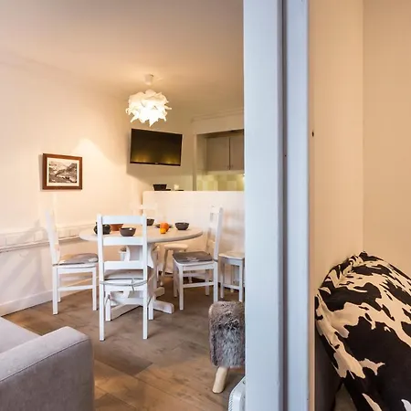 Apartment Thuria *