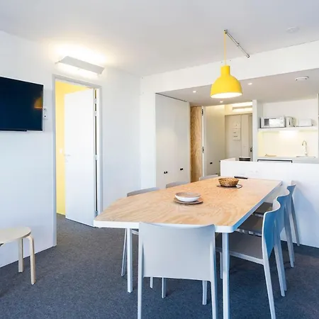 Thuria Apartment *